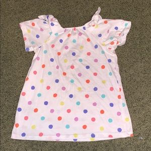 Adorable 4t polka dot tshirt